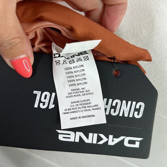 DAKINE Muted Clay Peach Burnt Orange 16L Cinch Pack Nylon Bag One Size - Picture 8 of 10